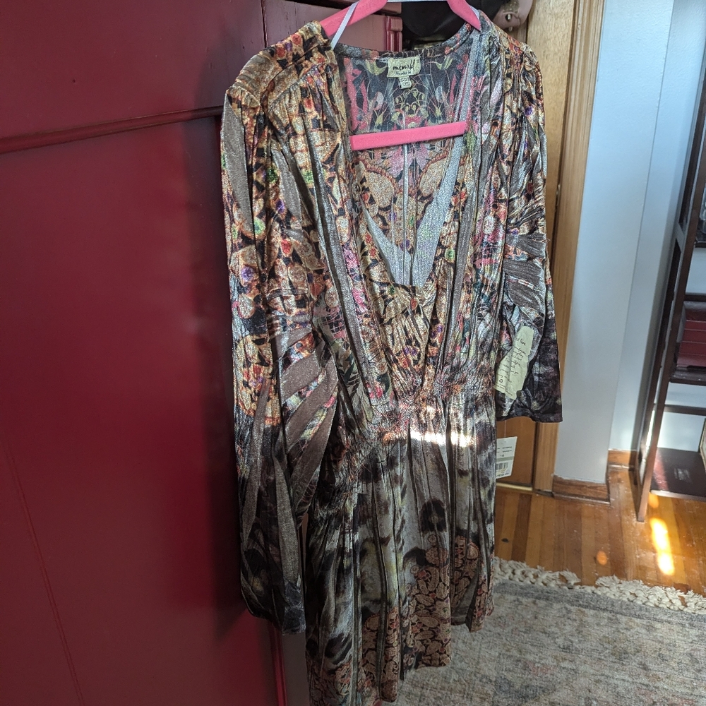 One world polyester spandex long sleeve top 1X